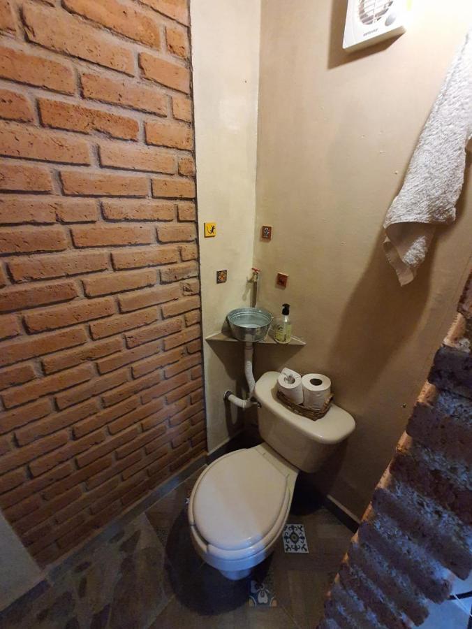 El Beso De Frida Y Diego. Hotel Città del Messico Esterno foto